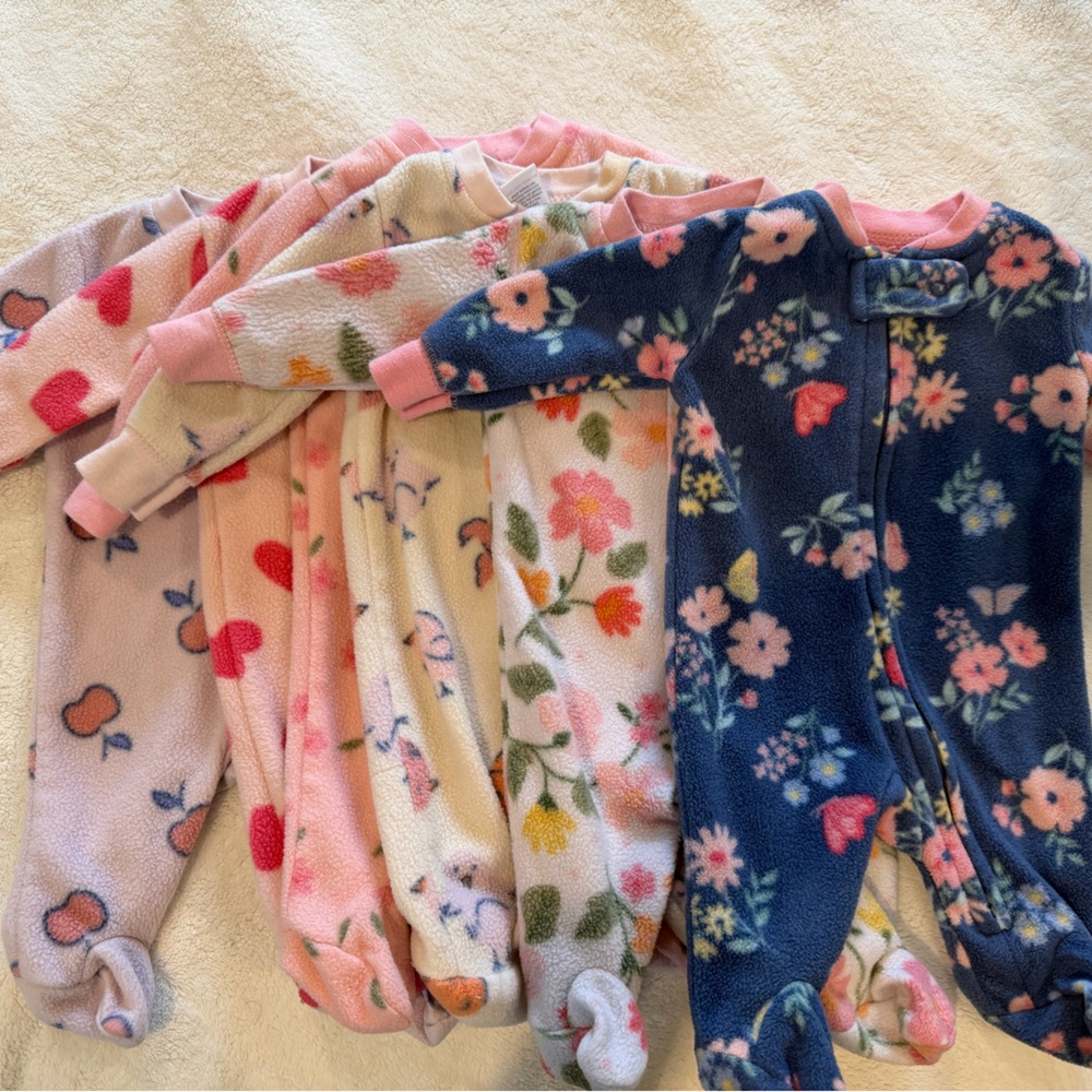 11 Premie/newborn Onesies - Bundle Lot